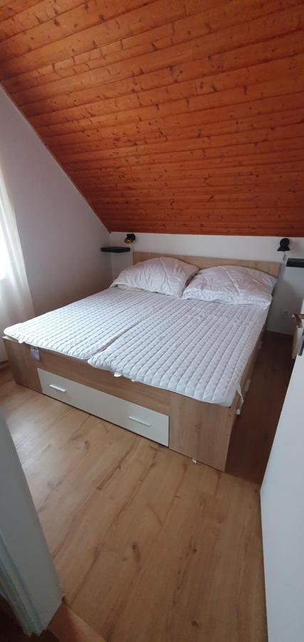 Forrest Apartman Gyenesdiás Exteriér fotografie