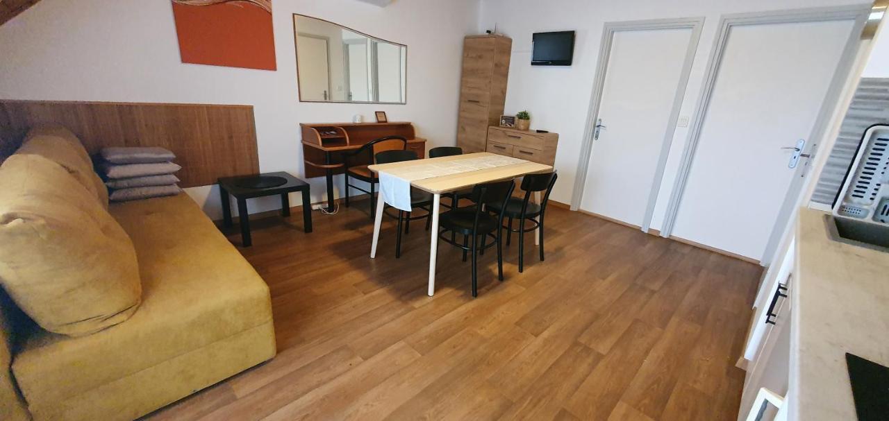 Forrest Apartman Gyenesdiás Exteriér fotografie